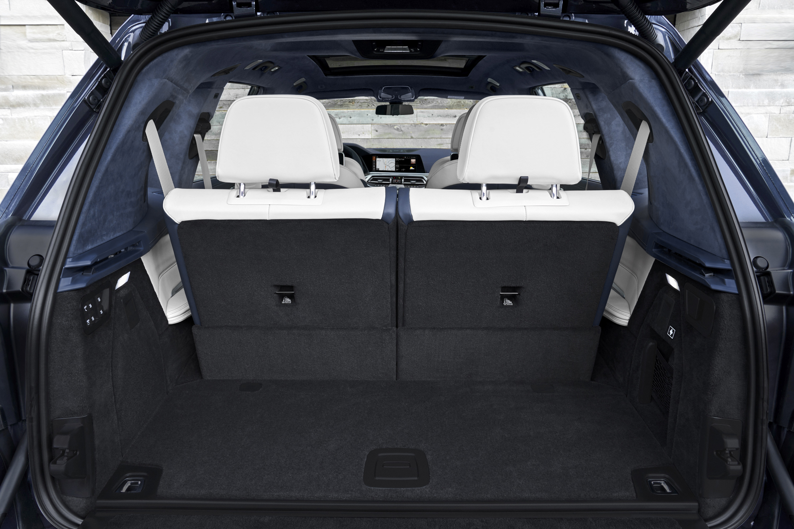 2019 BMW X7 Trunk Wallpapers #55 of 68