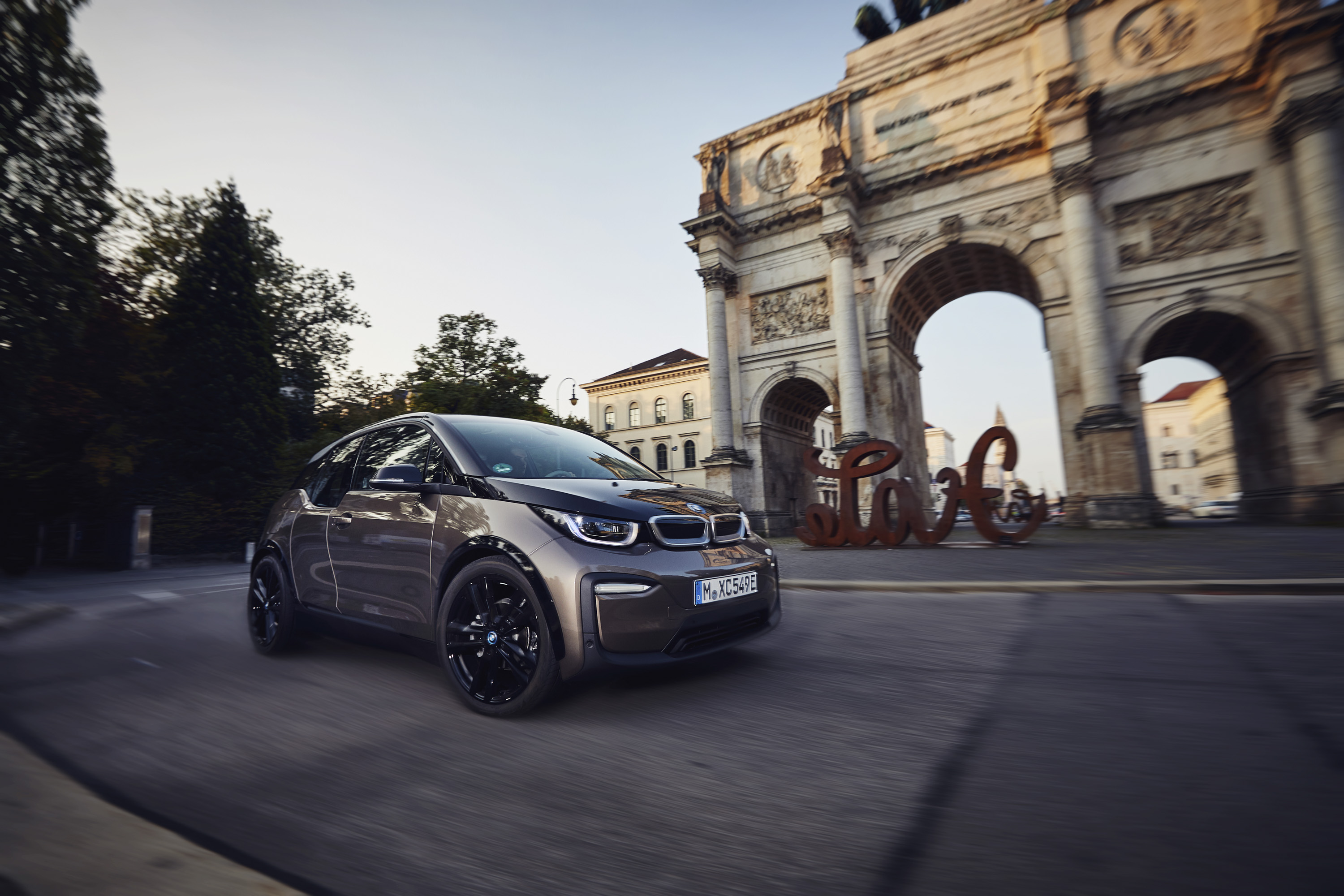 2019 BMW i3 120Ah Front Three-Quarter Wallpapers #1 of 54