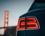 2019 Bentley Bentayga Plug-in Hybrid Tail Light Wallpapers 150x120 (18)