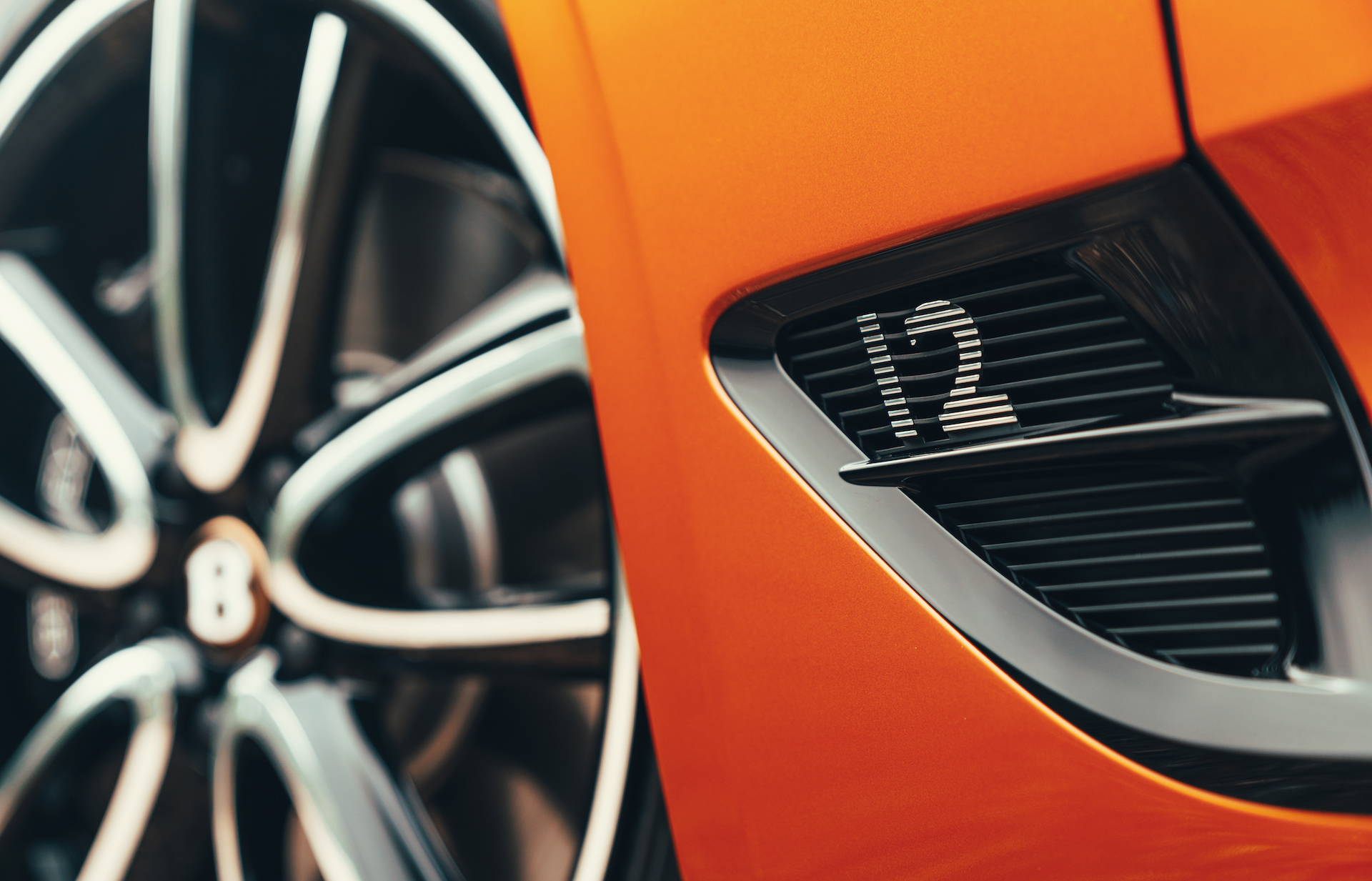 2019 Bentley Continental GT Convertible (Color: Orange Flame) Wheel Wallpapers #19 of 108