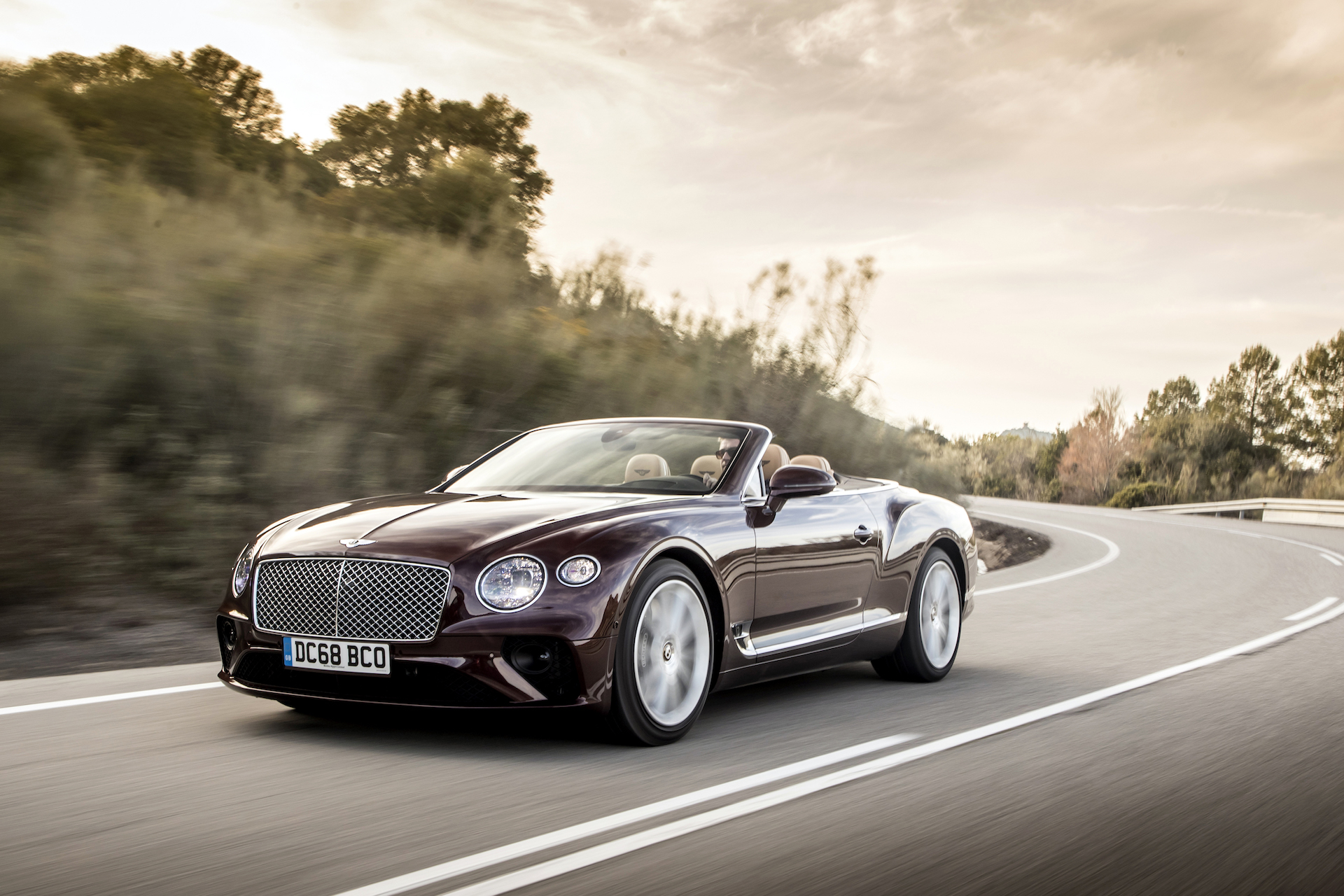 Bentley Continental 2020 кабриолет