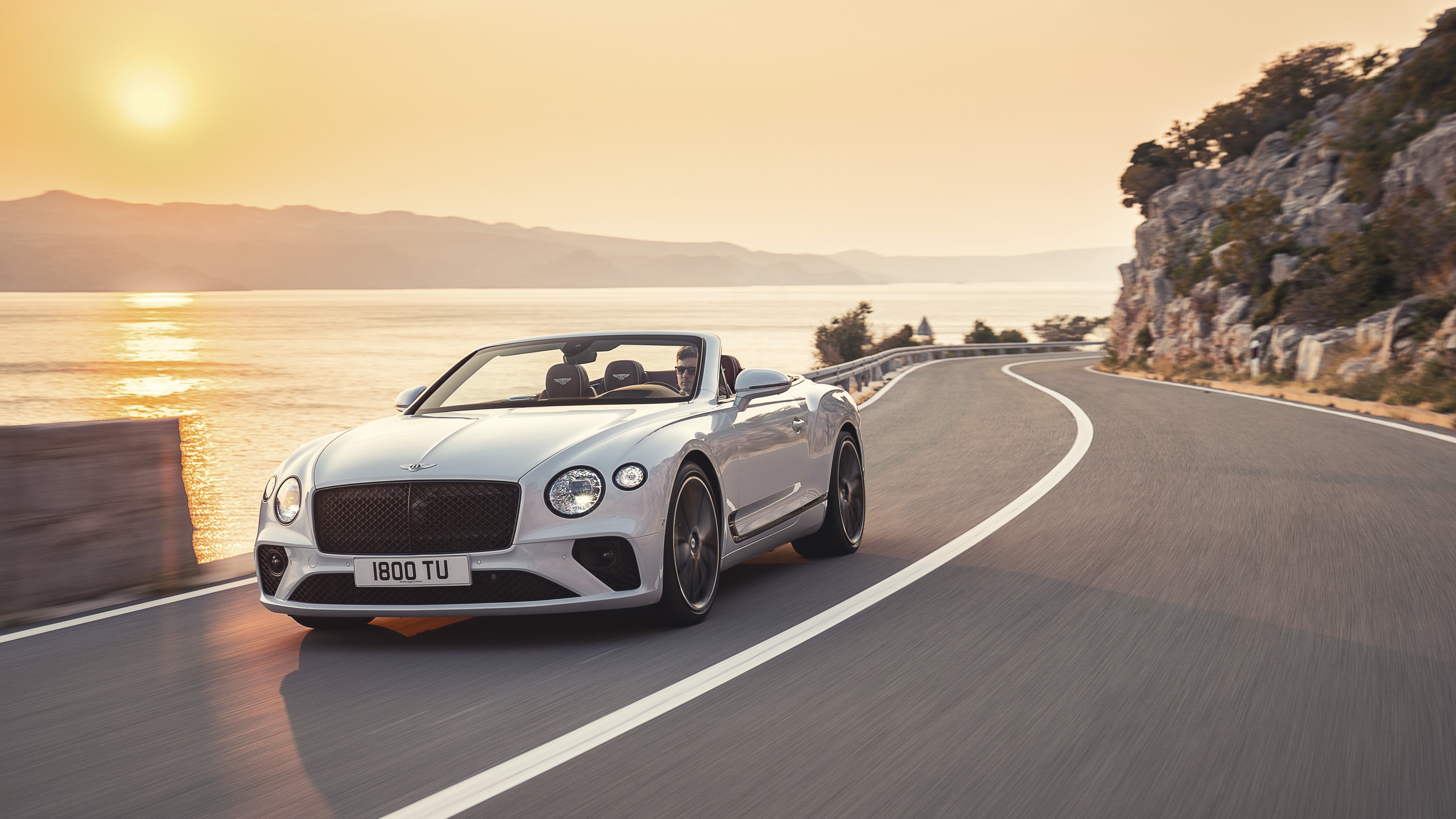 2019 Bentley Continental GT Convertible Front Three-Quarter Wallpapers #62 of 108