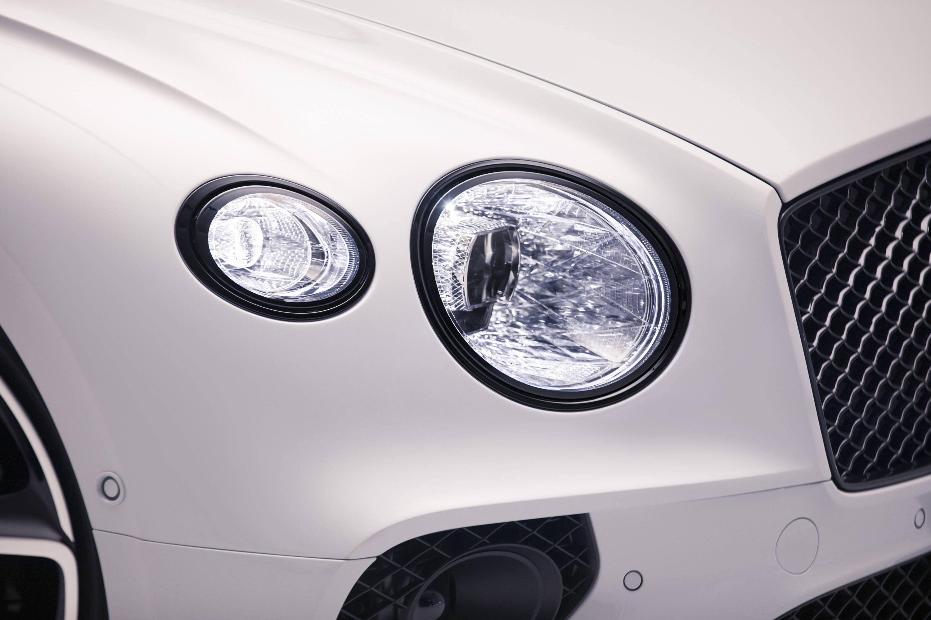 2019 Bentley Continental GT Convertible Headlight Wallpapers #83 of 108
