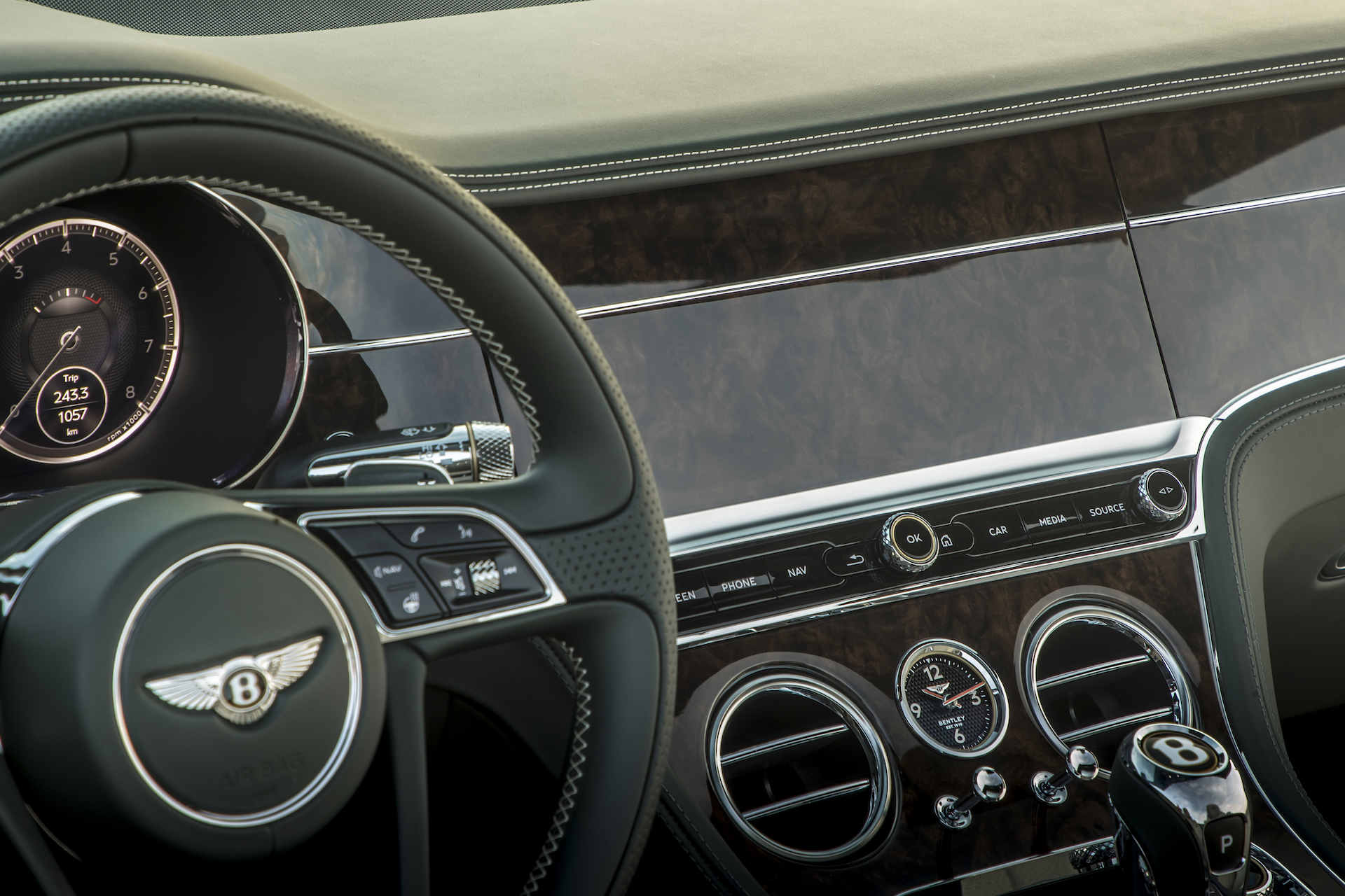 2019 Bentley Continental GT Convertible Interior Cockpit Wallpapers #58 of 108