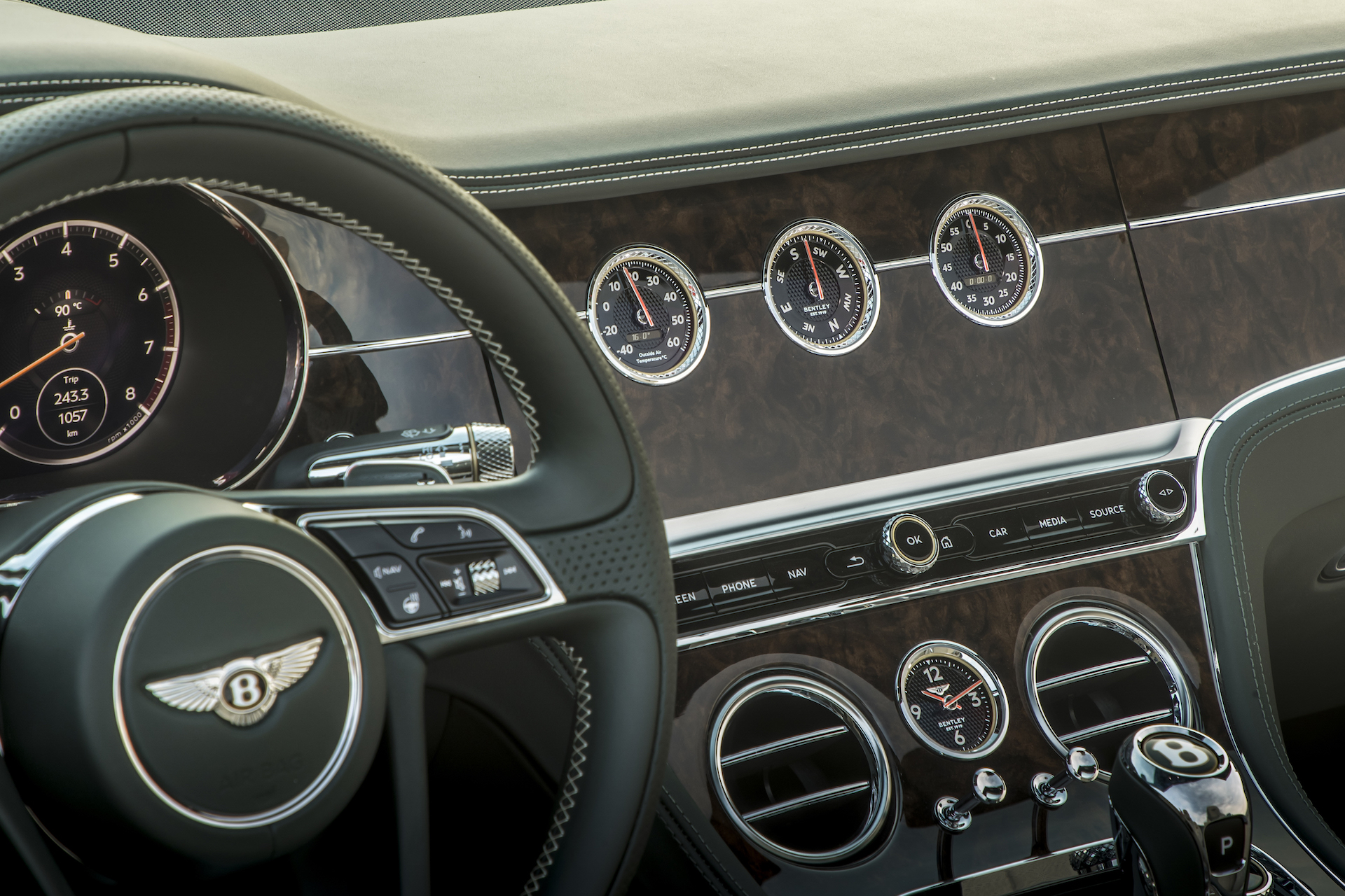2019 Bentley Continental GT Convertible Interior Steering Wheel Wallpapers #57 of 108
