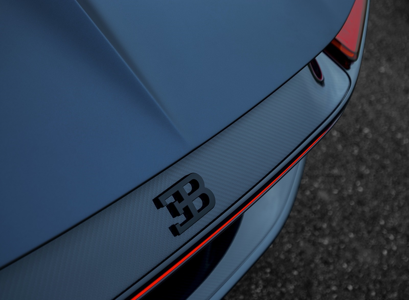 2019 Bugatti Chiron Sport 110 ans Bugatti Badge Wallpapers (9)