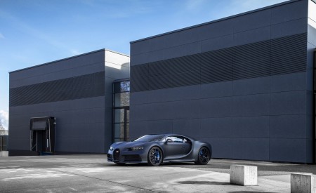 2019 Bugatti Chiron Sport 110 ans Bugatti Front Three-Quarter Wallpapers 450x275 (2)