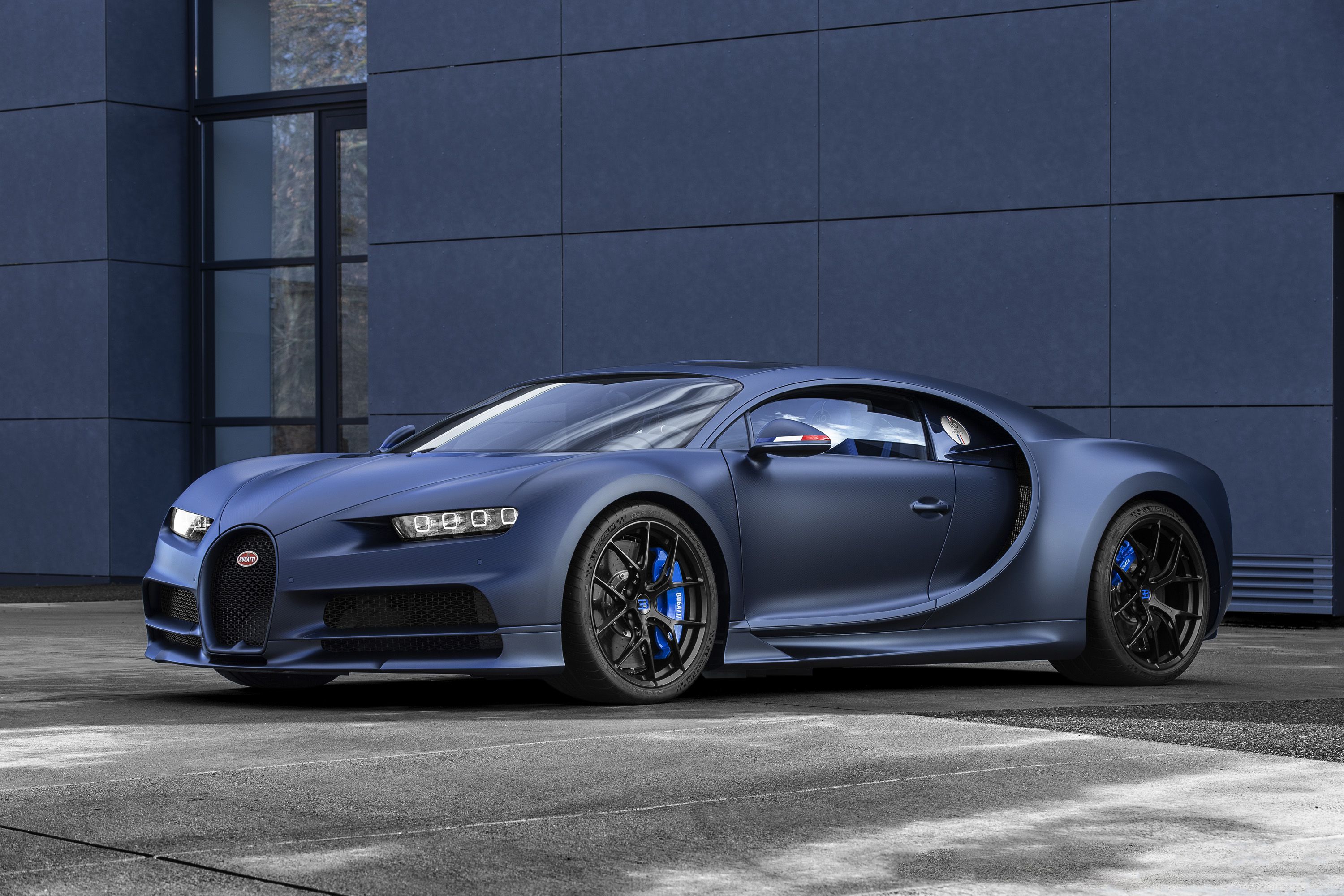 2019 Bugatti Chiron Sport 110 ans Bugatti Front Three-Quarter Wallpapers (1)