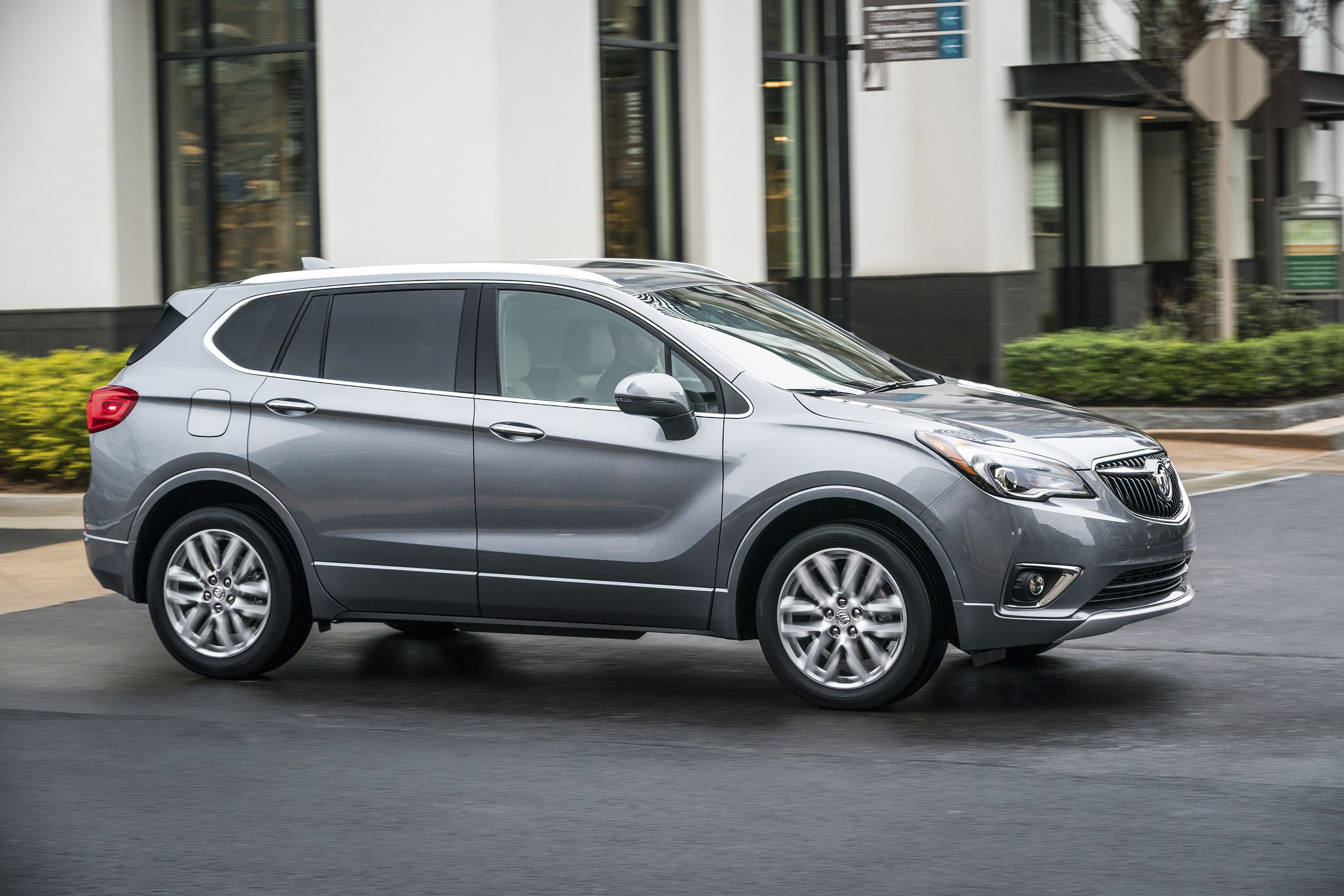 2019 Buick Envision Front Three-Quarter Wallpapers (7)