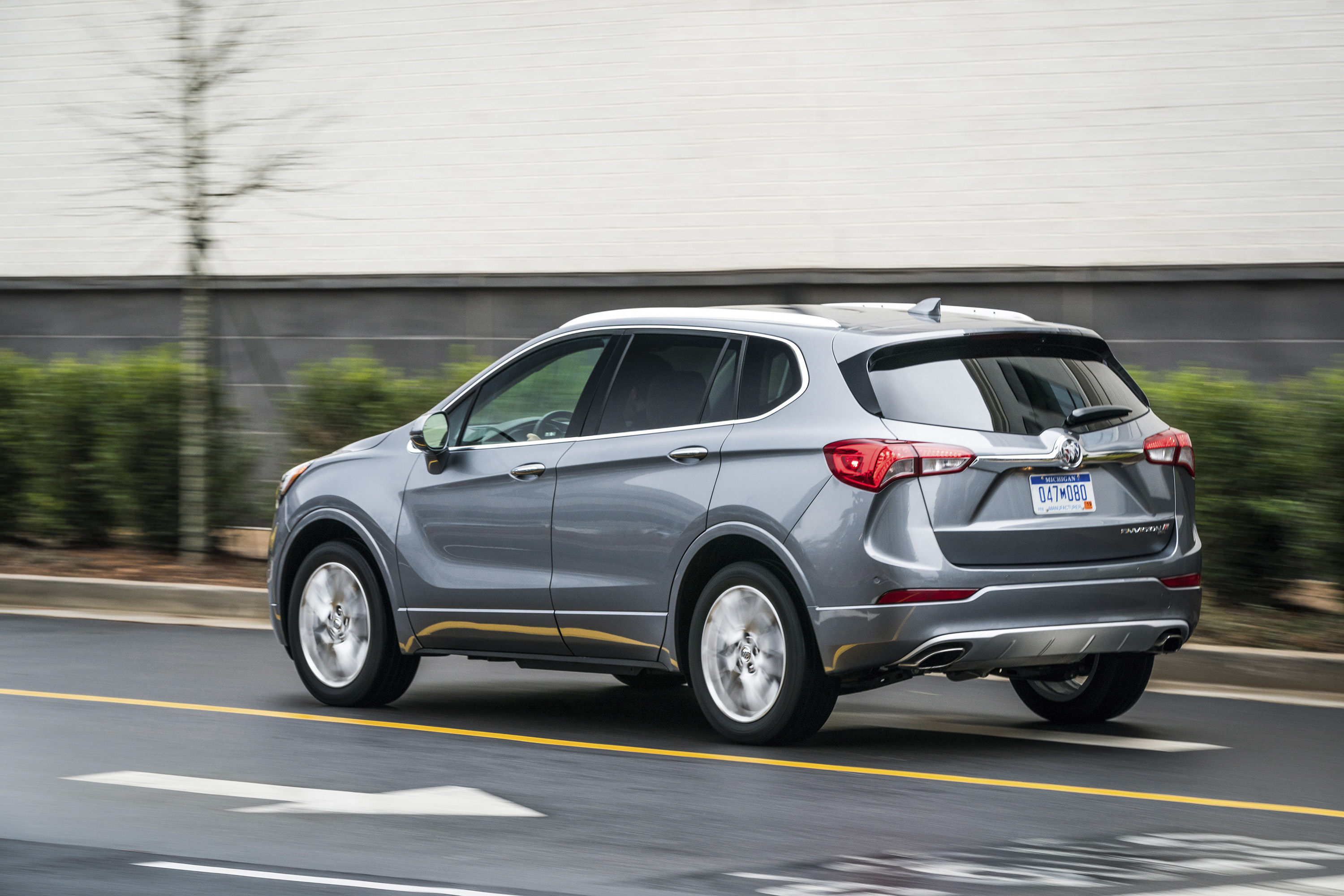 2019 Buick Envision Rear Three-Quarter Wallpapers #3 of 23