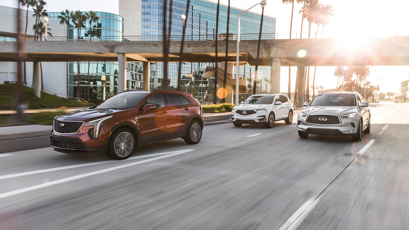 2019 Cadillac XT4 with 2019 Infiniti QX50 and 2019 Acura RDX Front Three-Quarter Wallpapers #118 of 191