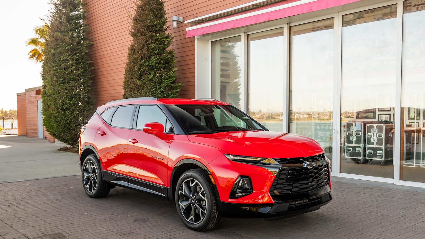 2019 Chevrolet Blazer RS Front Three-Quarter Wallpapers #12 of 77