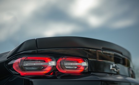 2019 Chevrolet Camaro 2.0T 1LE Tail Light Wallpapers 450x275 (118)