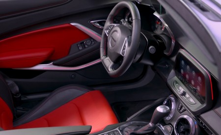 2019 Chevrolet Camaro SS Coupe Interior Cockpit Wallpapers 450x275 (142)