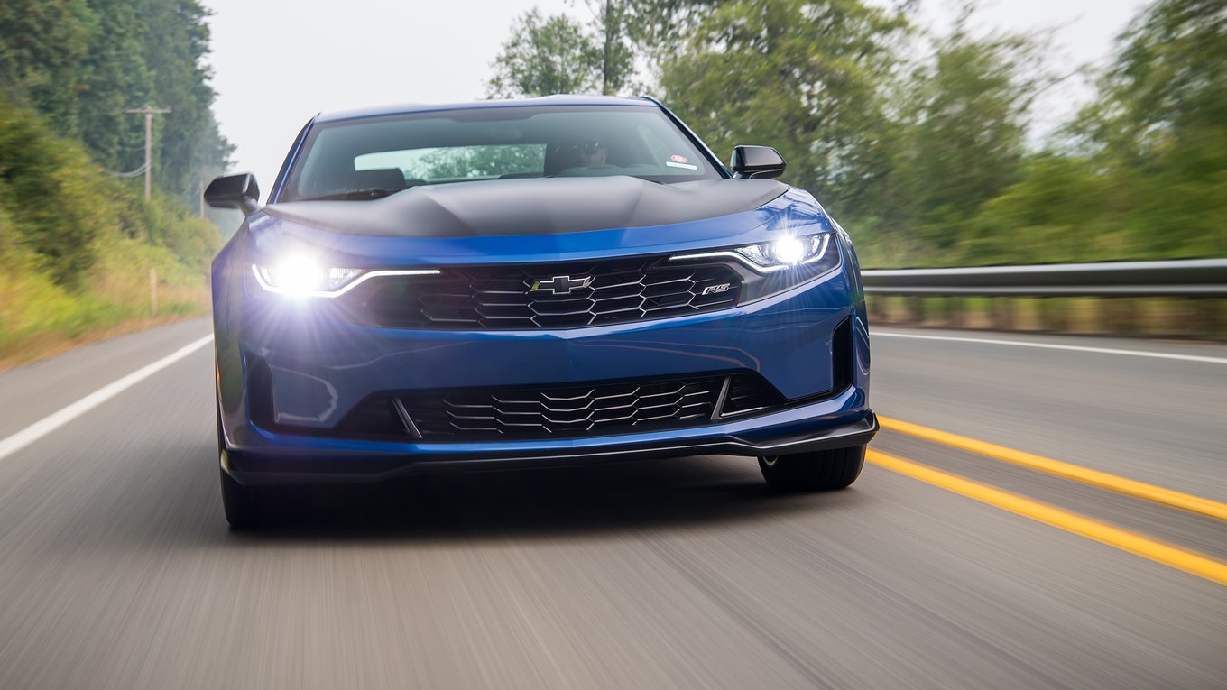 Chevrolet Camaro zl1 синяя