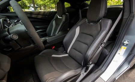 2019 Chevrolet Camaro Turbo 1LE Interior Front Seats Wallpapers 450x275 (99)