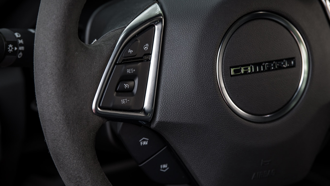 2019 Chevrolet Camaro Turbo 1LE Interior Steering Wheel Wallpapers #98 of 148
