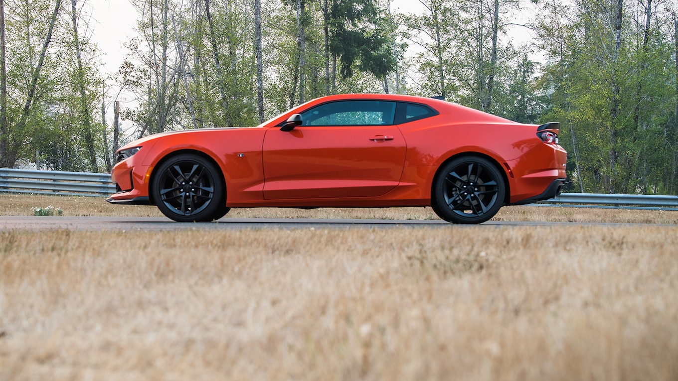 2019 Chevrolet Camaro Turbo 1LE Side Wallpapers #14 of 148
