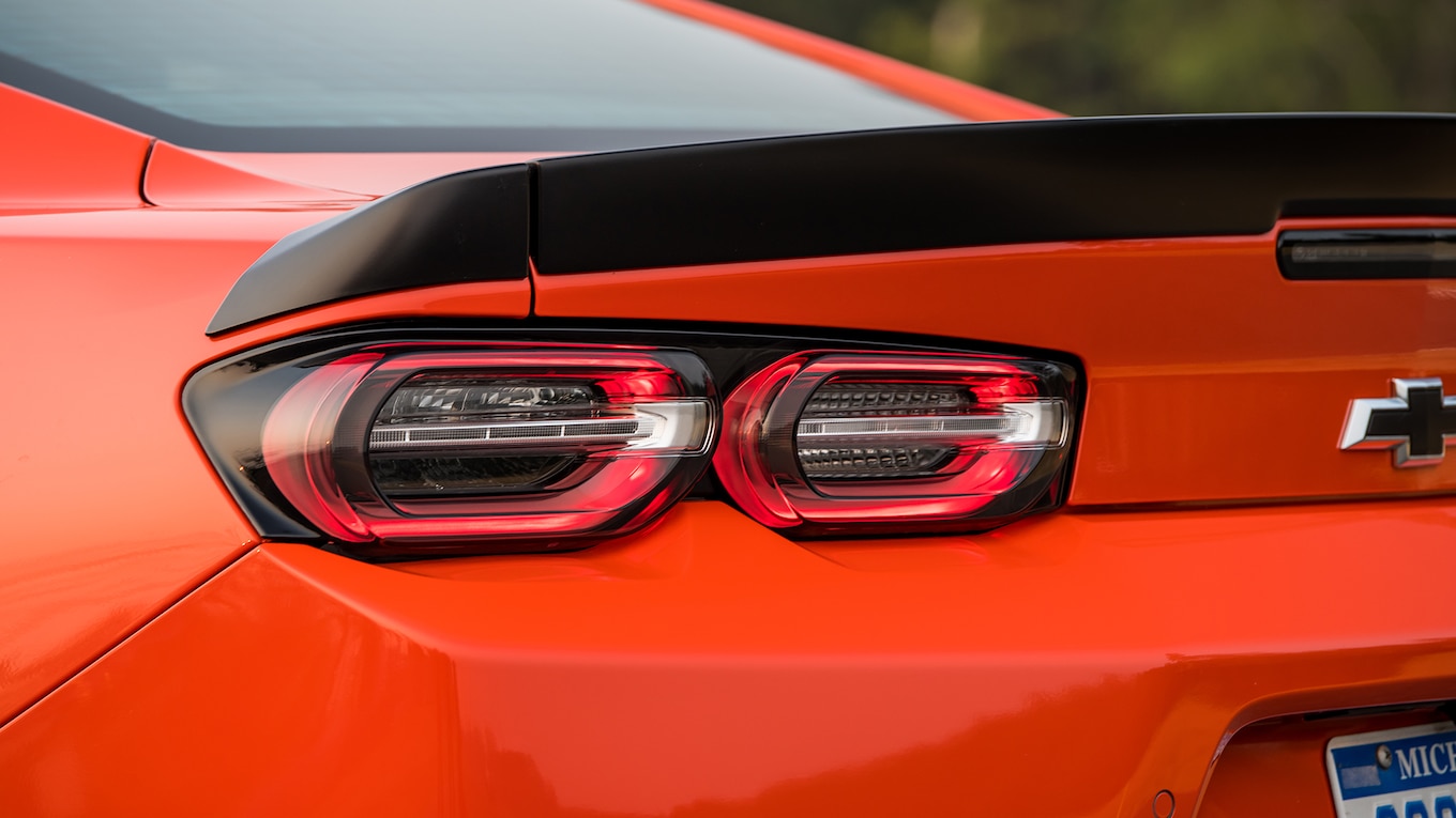 2019 Chevrolet Camaro Turbo 1LE Tail Light Wallpapers #45 of 148