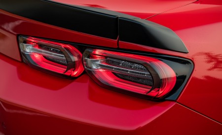2019 Chevrolet Camaro Turbo 1LE Tail Light Wallpapers 450x275 (20)