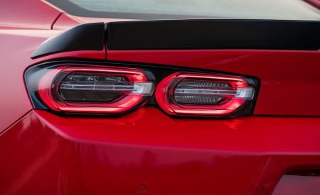 2019 Chevrolet Camaro Turbo 1LE Tail Light Wallpapers 450x275 (21)