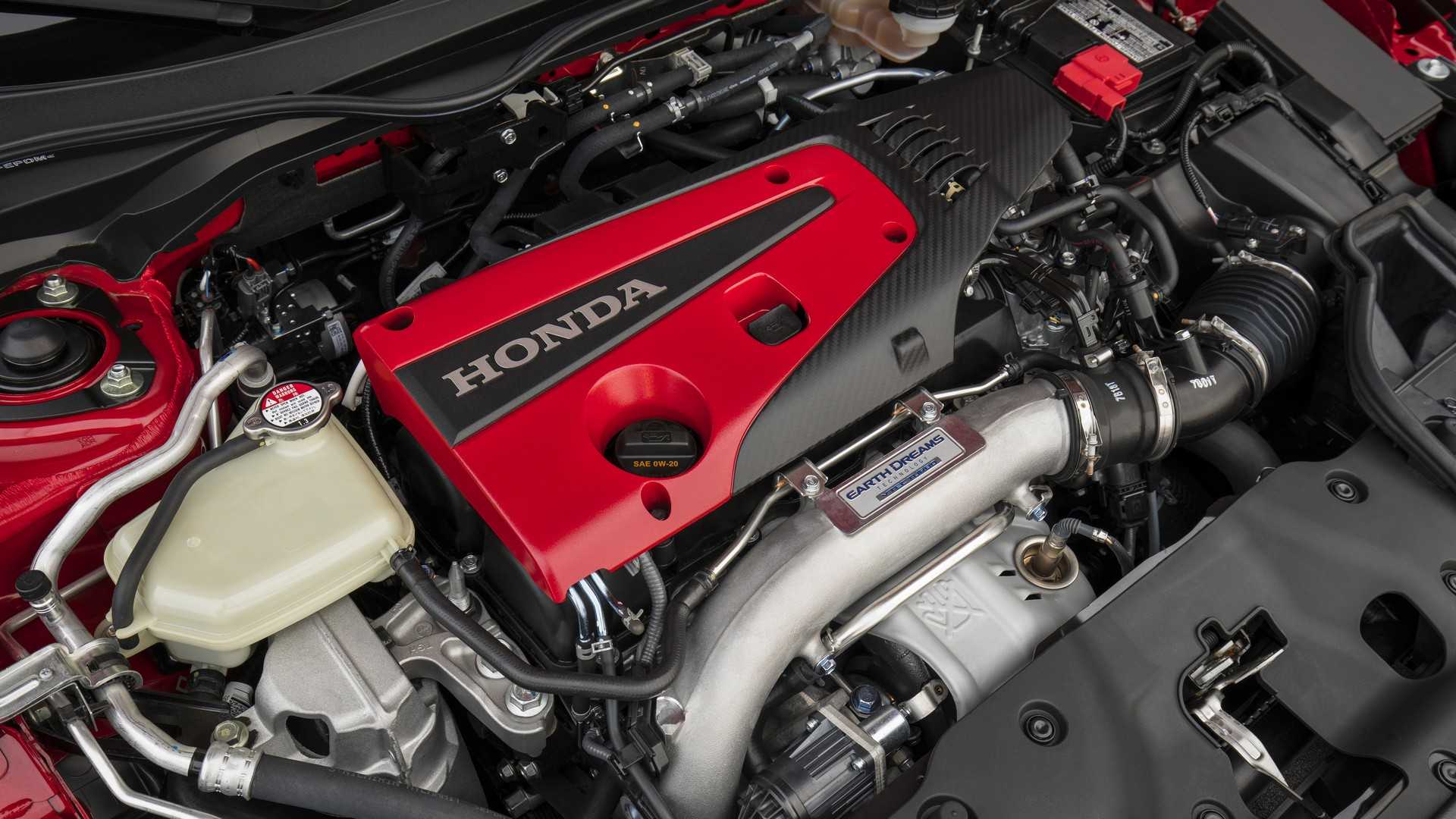 2019 Honda Civic Type R (Color: Rallye Red) Engine Wallpapers #65 of 182