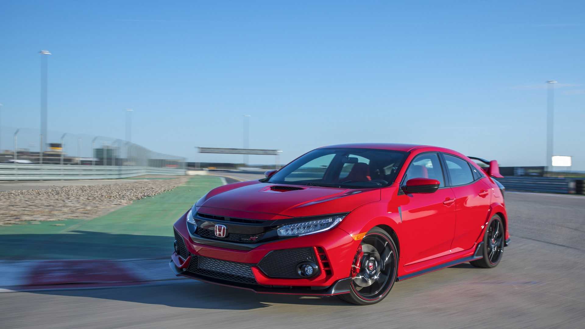 2019 Honda Civic Type R (Color: Rallye Red) Front Three-Quarter Wallpapers (9)