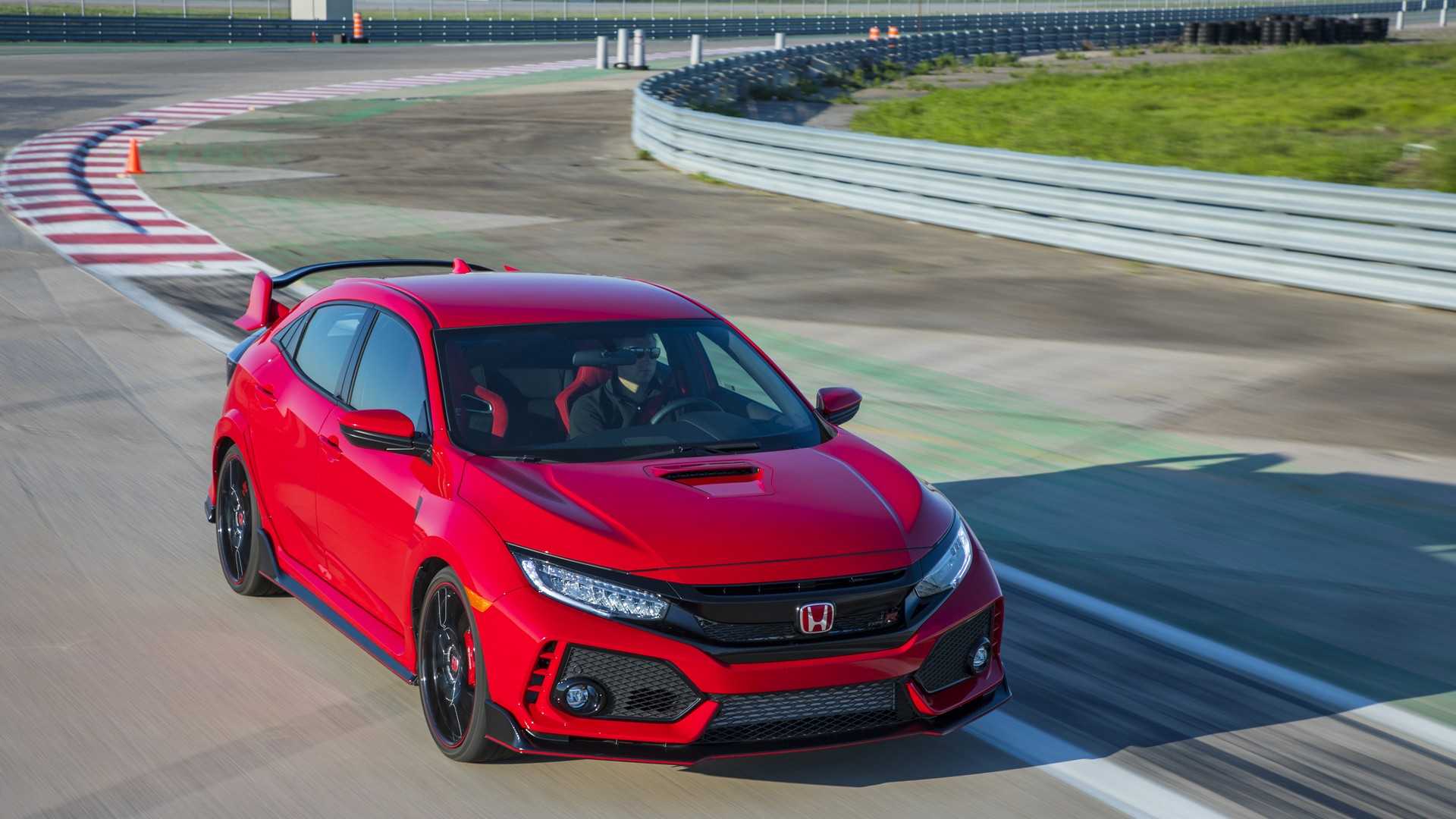 2019 Honda Civic Type R (Color: Rallye Red) Front Wallpapers (4)