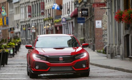 2019 Honda Civic Type R (Color: Rallye Red) Front Wallpapers 450x275 (46)