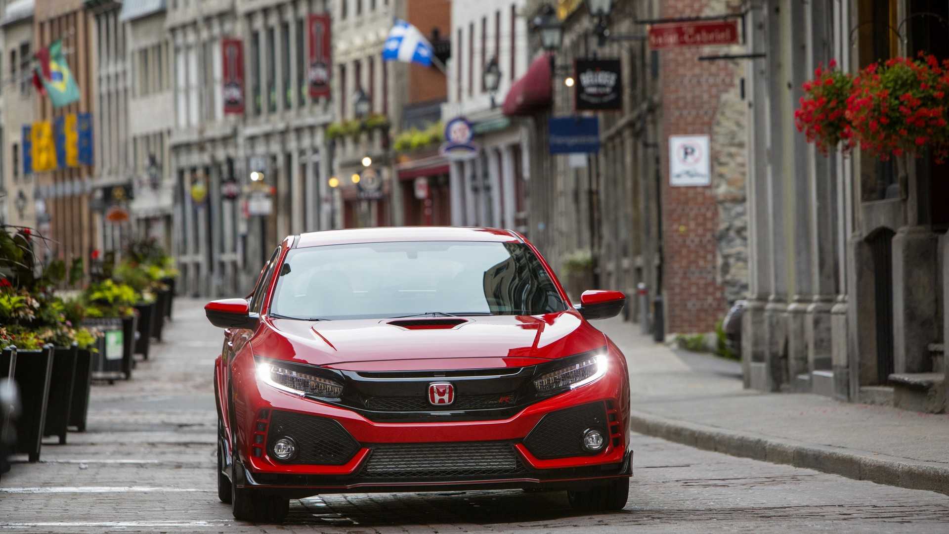 2019 Honda Civic Type R (Color: Rallye Red) Front Wallpapers #46 of 182