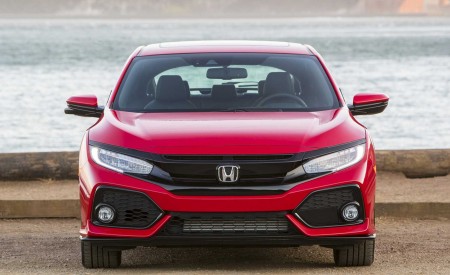 2019 Honda Civic Type R (Color: Rallye Red) Front Wallpapers 450x275 (29)
