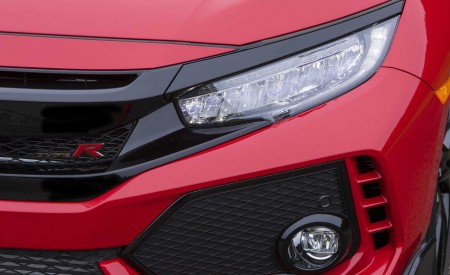 2019 Honda Civic Type R (Color: Rallye Red) Headlight Wallpapers 450x275 (57)