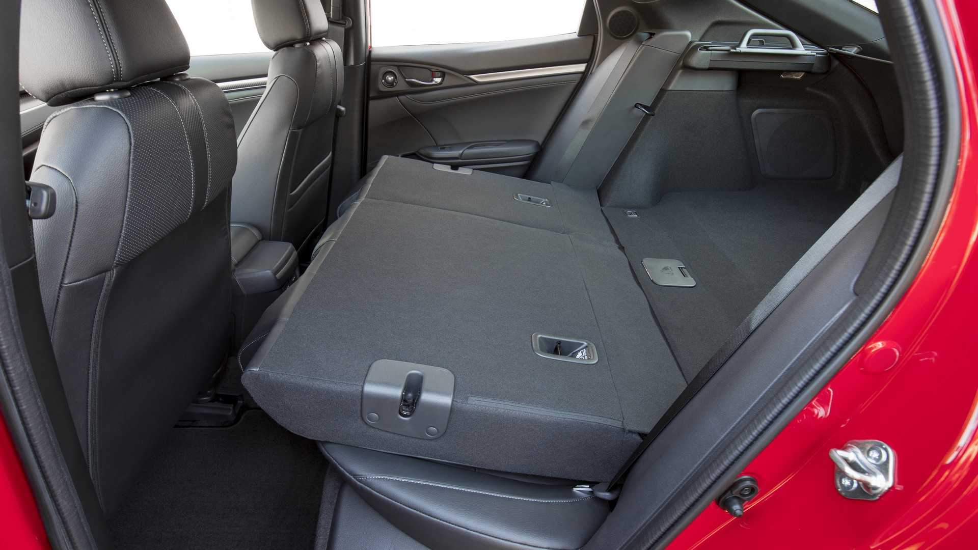 2019 Honda Civic Type R Color Rallye Red Interior Rear Seats