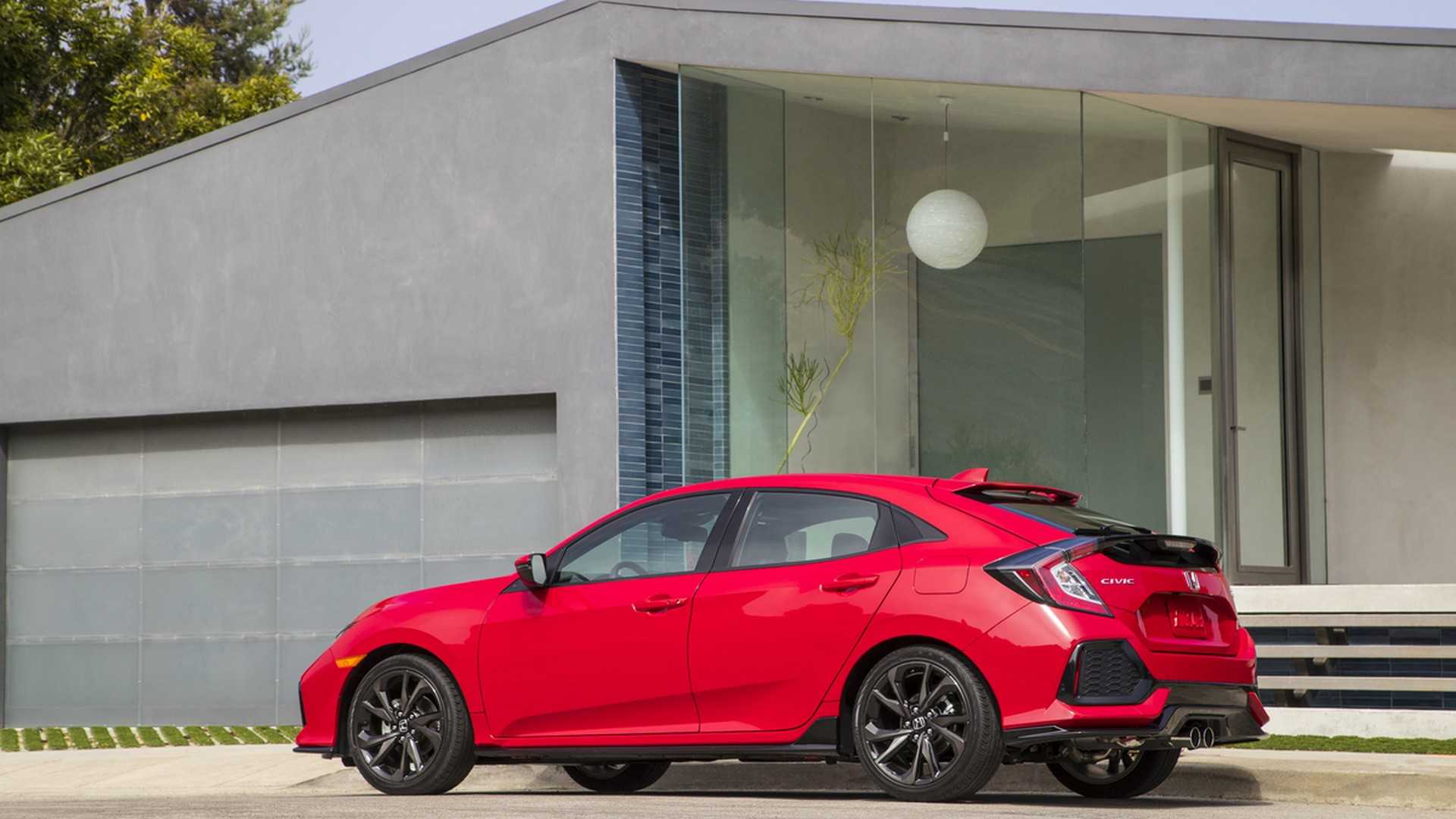 2019 Honda Civic Type R (Color: Rallye Red) Rear Three-Quarter Wallpapers #39 of 182