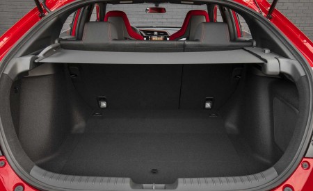 2019 Honda Civic Type R (Color: Rallye Red) Trunk Wallpapers 450x275 (71)