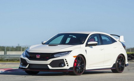2019 Honda Civic Type R (Color: White Orchid Pearl) Front Three-Quarter Wallpapers 450x275 (142)