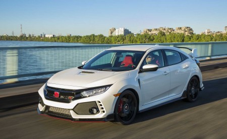 2019 Honda Civic Type R (Color: White Orchid Pearl) Front Three-Quarter Wallpapers 450x275 (116)
