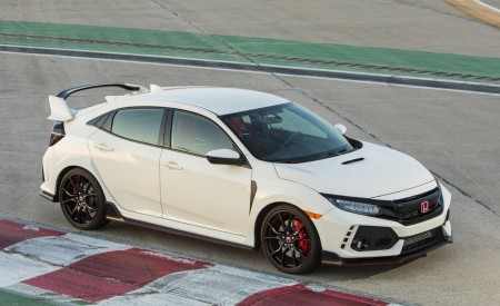 2019 Honda Civic Type R (Color: White Orchid Pearl) Front Three-Quarter Wallpapers 450x275 (143)