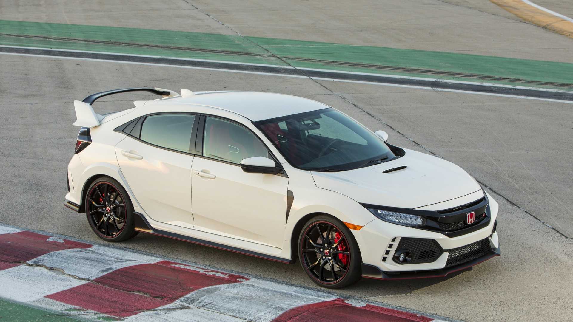 2019 Honda Civic Type R (Color: White Orchid Pearl) Front Three-Quarter Wallpapers #143 of 182