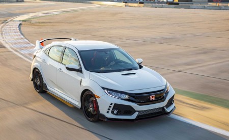 2019 Honda Civic Type R (Color: White Orchid Pearl) Front Three-Quarter Wallpapers 450x275 (117)