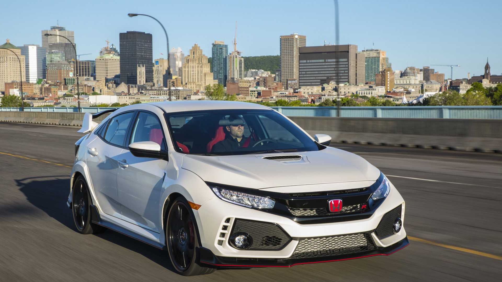 2019 Honda Civic Type R (Color: White Orchid Pearl) Front Three-Quarter Wallpapers #109 of 182