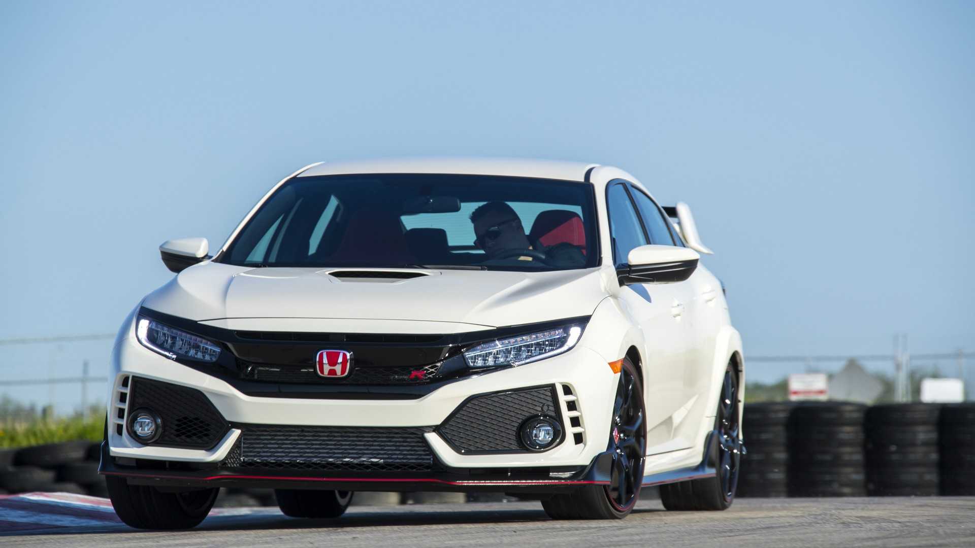 2019 Honda Civic Type R (Color: White Orchid Pearl) Front Wallpapers #146 of 182