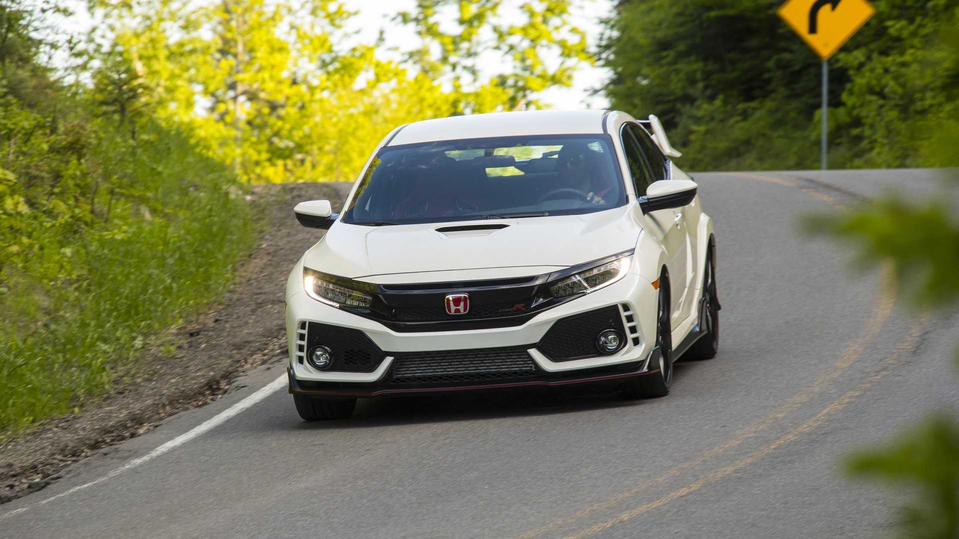 2019 Honda Civic Type R (Color: White Orchid Pearl) Front Wallpapers #124 of 182