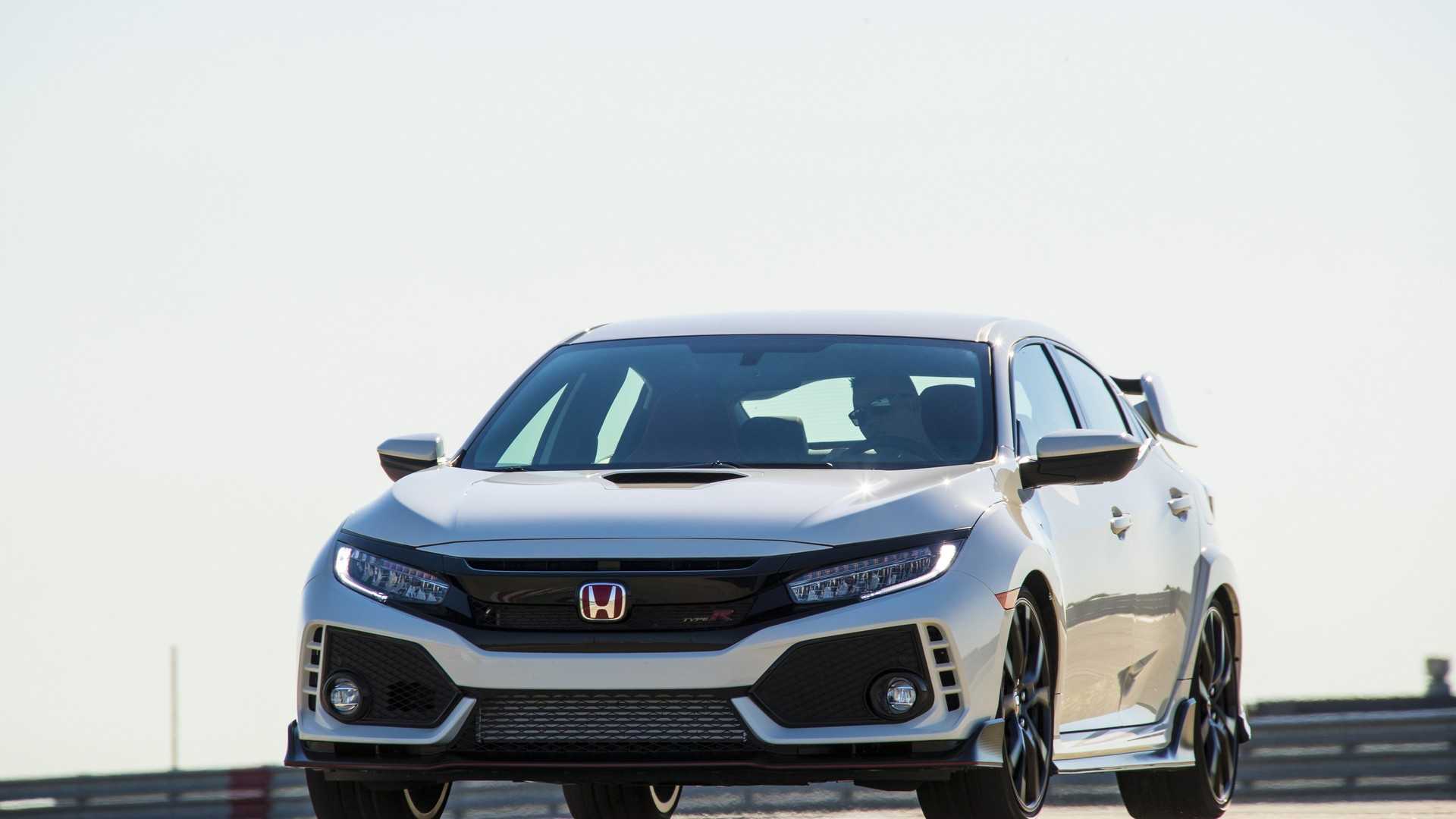 2019 Honda Civic Type R (Color: White Orchid Pearl) Front Wallpapers #111 of 182
