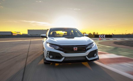 2019 Honda Civic Type R (Color: White Orchid Pearl) Front Wallpapers 450x275 (105)