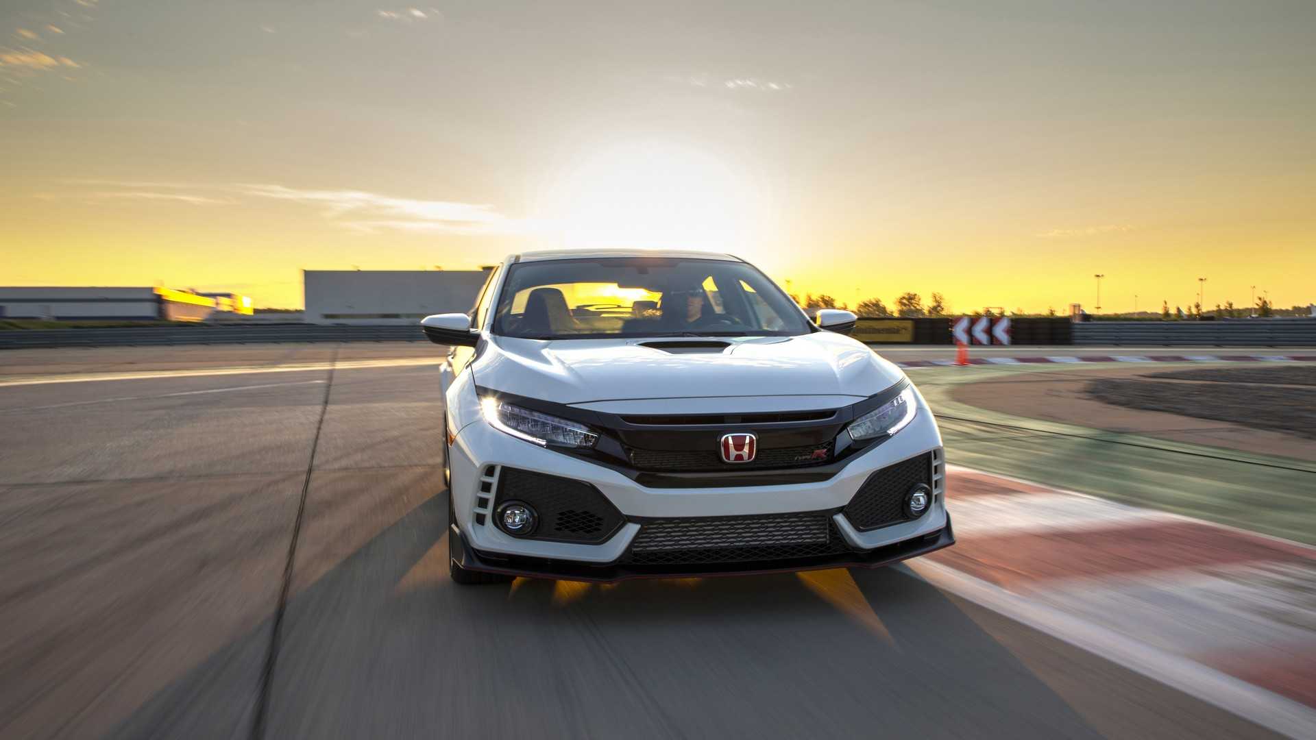 2019 Honda Civic Type R (Color: White Orchid Pearl) Front Wallpapers #105 of 182