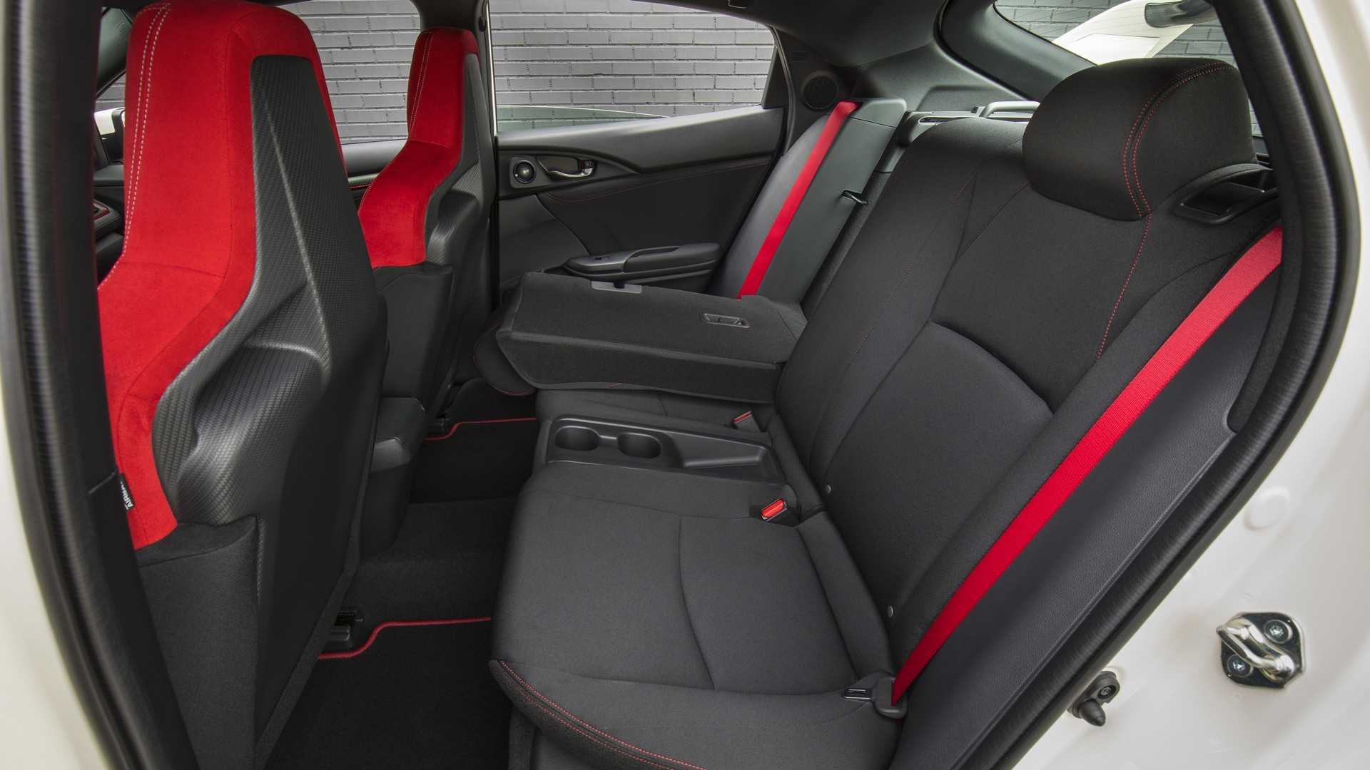 2019 Honda Civic Type R (Color: White Orchid Pearl) Interior Rear Seats Wallpapers #178 of 182