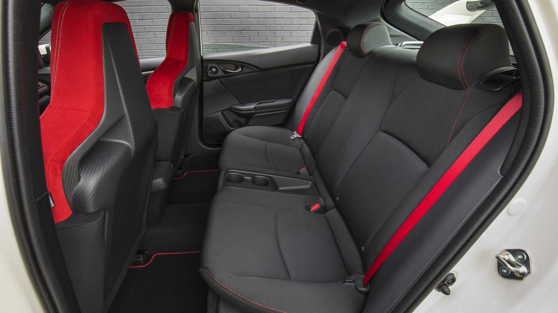2019 Honda Civic Type R (Color: White Orchid Pearl) Interior Rear Seats Wallpapers #179 of 182