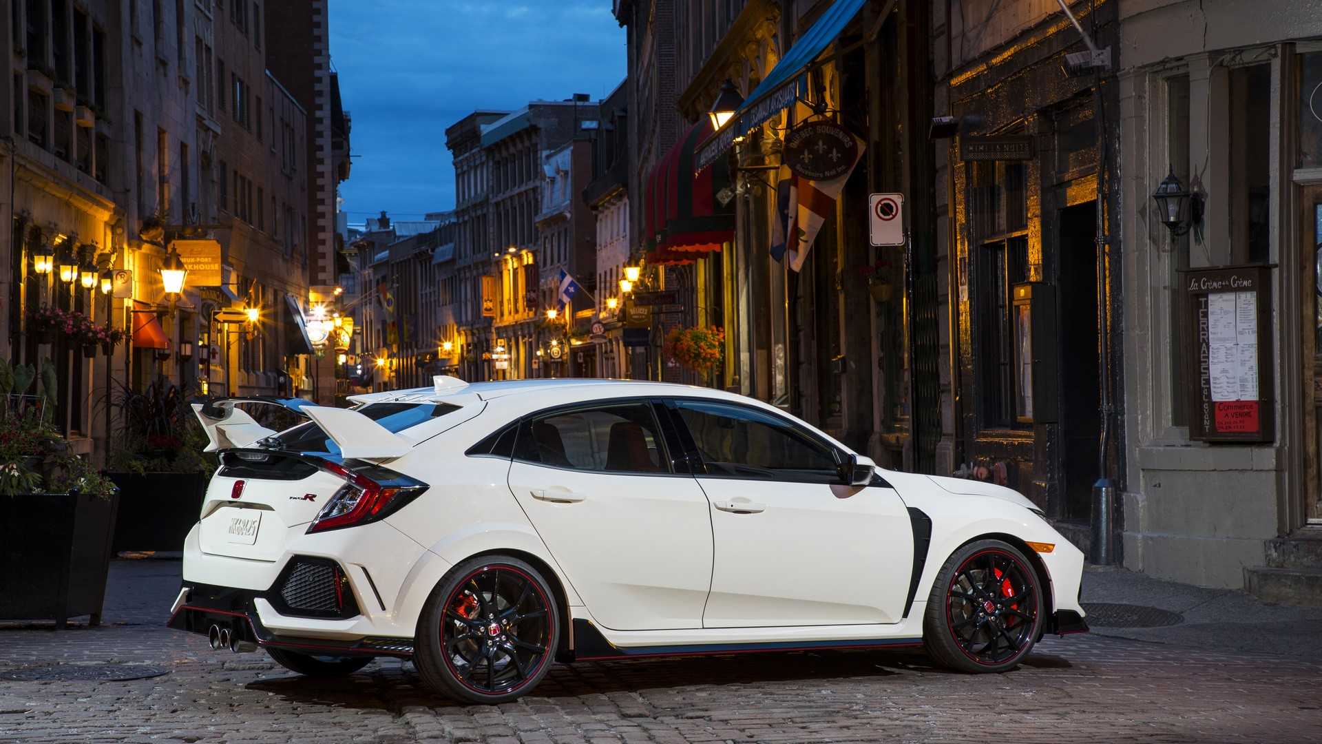 2019 Honda Civic Type R (Color: White Orchid Pearl) Rear Three-Quarter Wallpapers #136 of 182