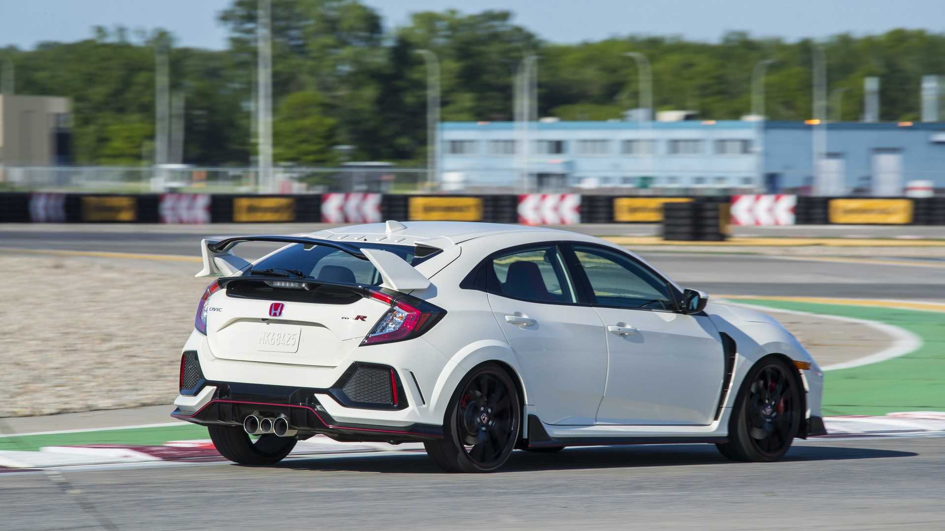 2019 Honda Civic Type R (Color: White Orchid Pearl) Rear Three-Quarter Wallpapers #125 of 182